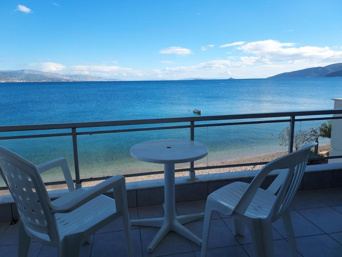 Aqua Apartments Лутра-Ореас-Эленис Экстерьер фото