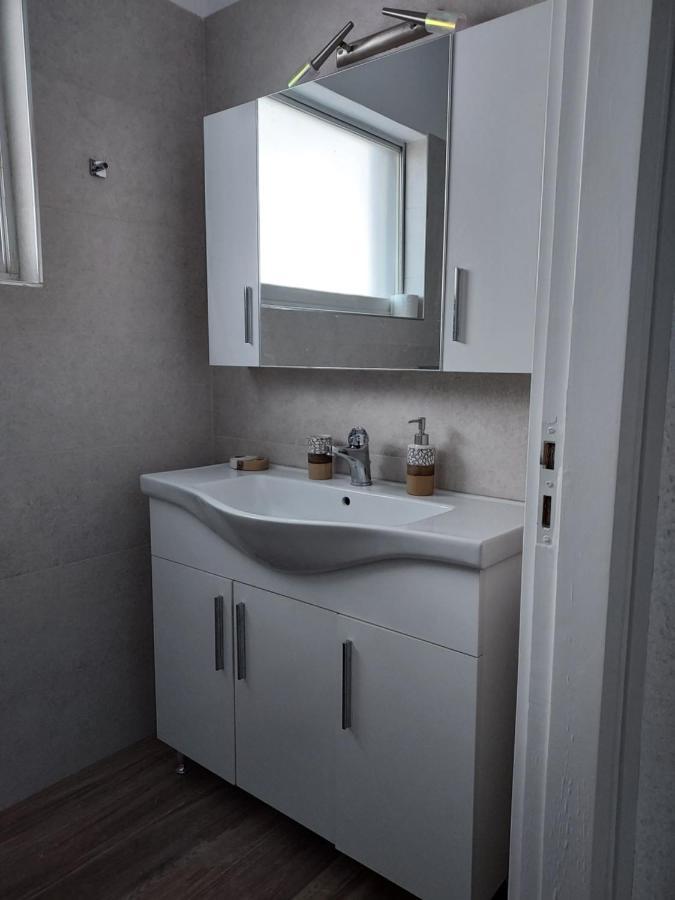 Aqua Apartments Лутра-Ореас-Эленис Экстерьер фото